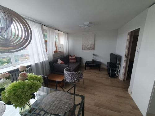 4 Bedroom Flat Near Parks&Transportation - 7 ppl