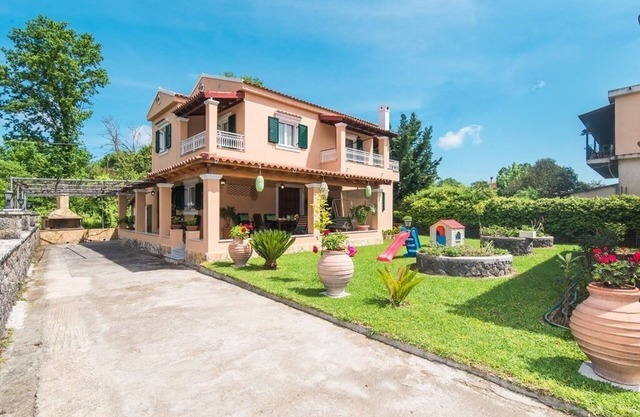 4 Bedroom Garden House