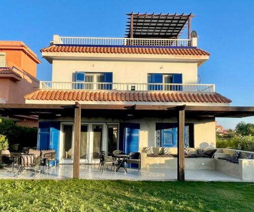 4-Bedroom Ghazalla Bay Villa