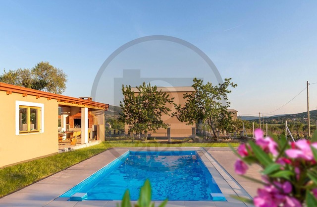 Preciosa casa de 4 dormitorios en.