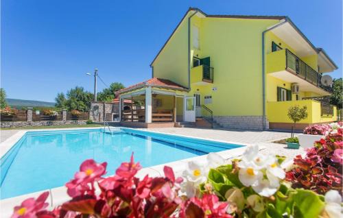 4 Bedroom Gorgeous Home In Hrvace