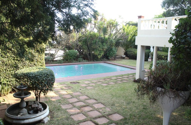 4 Bedroom Greek House in Observatory