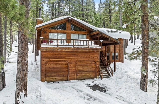 4 Bedroom Home at 392 Skidder Trail by RedAwning Save 10% on 3 Nights, 15% on 5 Nights!