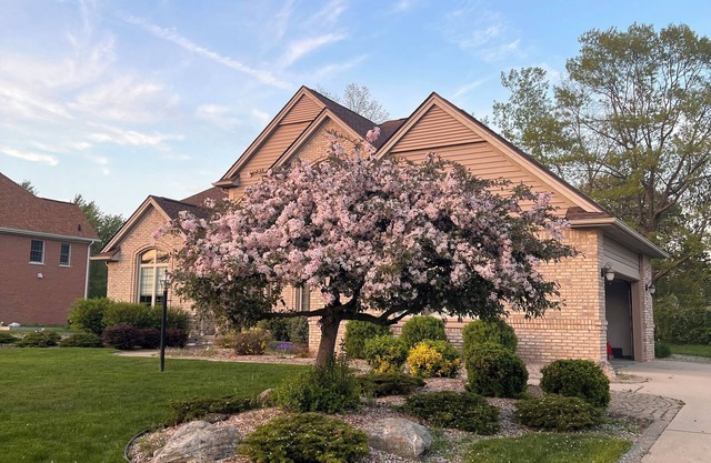 4-Bedroom House for Monthly Stays