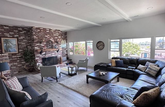 4-bedroom house in peaceful Dana Point with AC