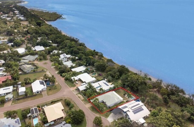 4 bedroom house right on the beach!