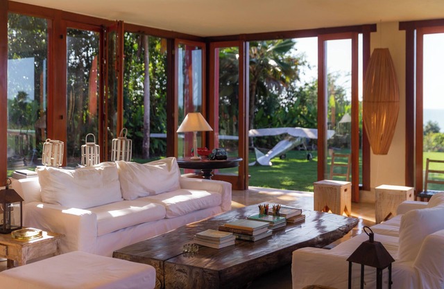 4-bedroom house with outstanding 180 degree view to the ocean