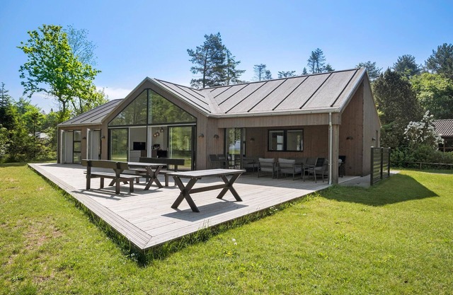 Bonita casa de 4 dormitorios en Strøby