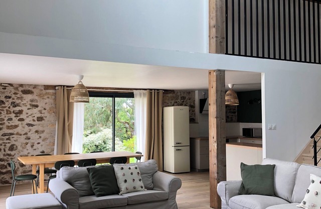 4 bedroom private vacation home in frossay