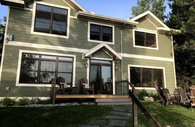 4-bedroom vacation home. On Crystal clear Hagerman Lake, Ottawa National Forest