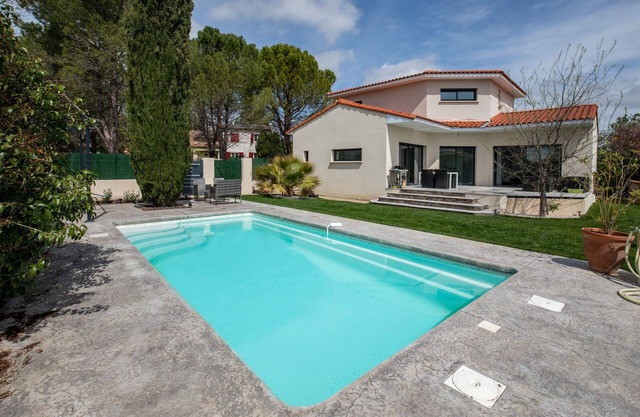 4 Bedroom Villa in Combaillaux