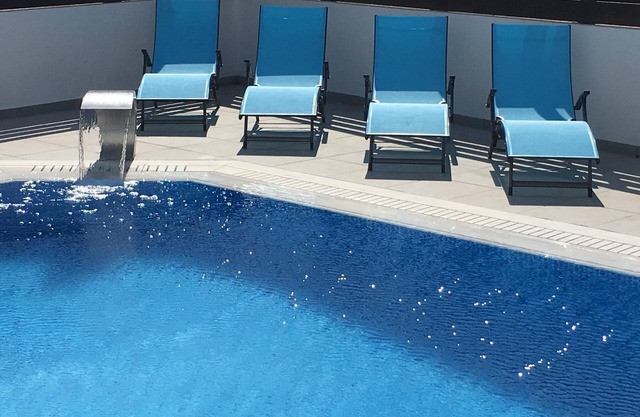 VILLA DE 4 DORMITORIOS, PISCINA PRIVADA, IDEAL PARA FAMILIAS, BARBACOA, JARDÍN, PATIO