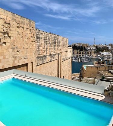 4 Bedrooms Homestays In Birgu
