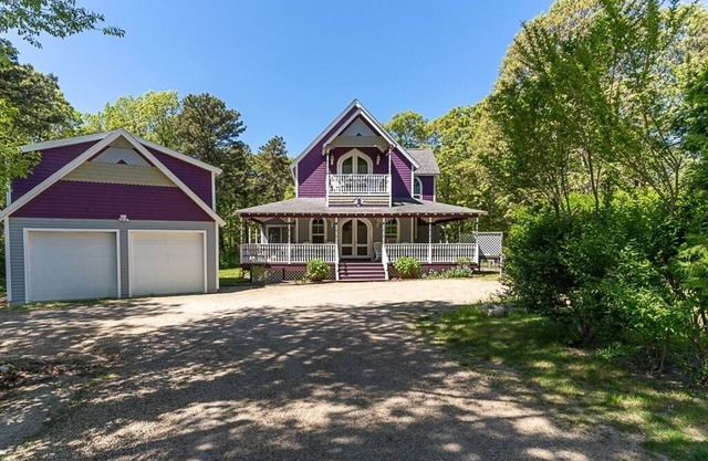 4 BR/4 BA Modern Victorian: The Mack on Winemack