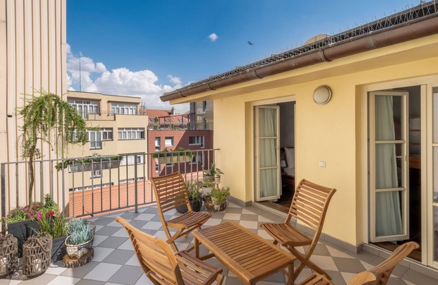 4 Elements Apartments