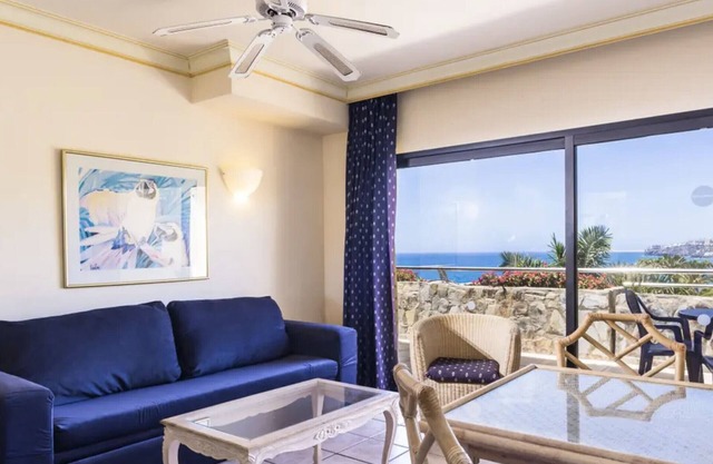 Apartamento Familiar 4★ con Terraza y 2 Baños en Bahía Feliz