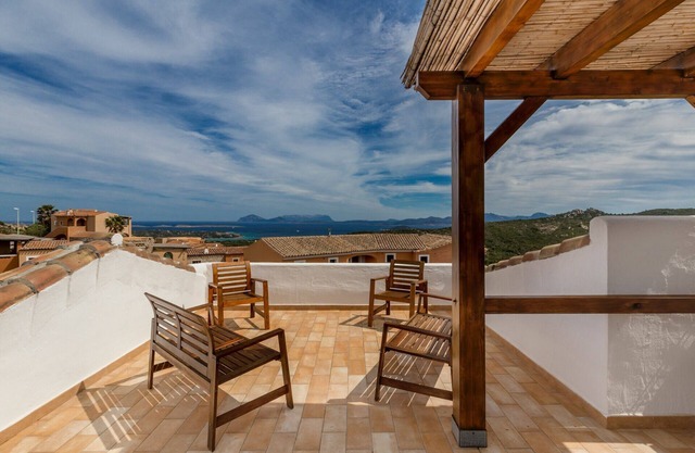 Vacation Home en Abbiadori con 2 habitaciones, capacidad 6