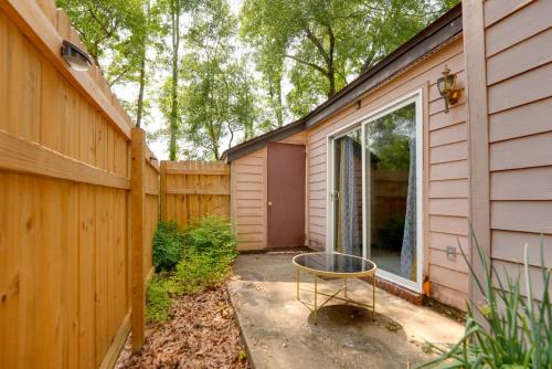 4 Mi to Dtwn Tallahassee Home with Patio!