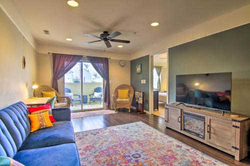 4 Mi to Ocean Lewes Beach Condo with Screened Porch