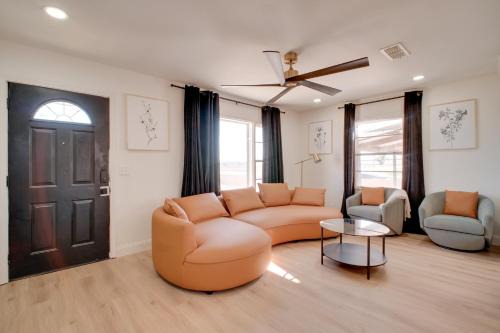 4 Mi to TTU Remodeled Retreat with Fenced Yard!