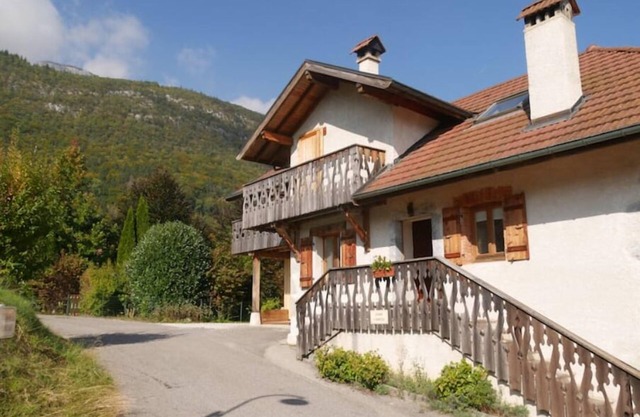 4 people appartment-5 minutes away from Lake Annevcy