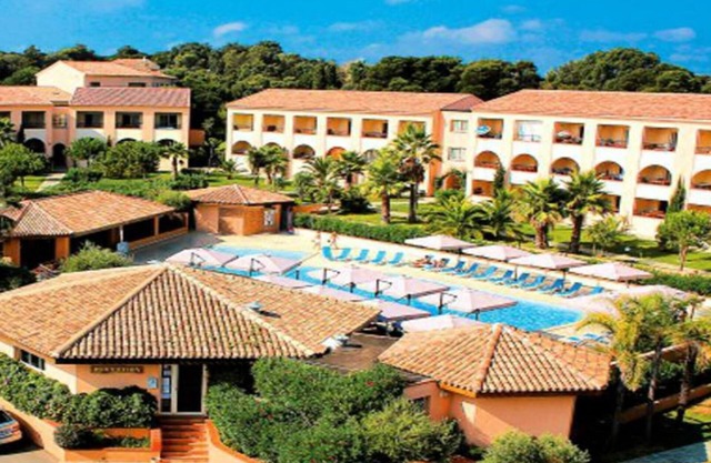 Apartamento para 4 pers en residencia con 2 piscinas a 200 metros del mar