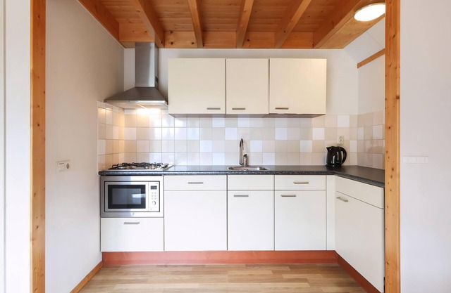 4-person children's bungalow in the holiday park Landal Orveltermarke