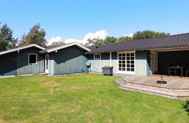 4 person holiday home in V ggerl se
