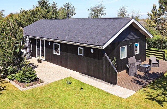 4 person holiday home in Vinderup-By Traum