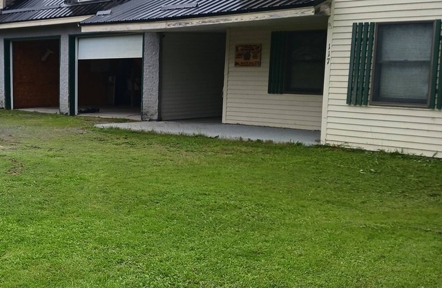4 Season Vacation Home Rental. in Van Buren, Maine 22 miles north of Caribou.