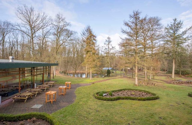 4 Spacious Units w/ Forest Vistas and Indoor Pool - Ideal for Relaxation