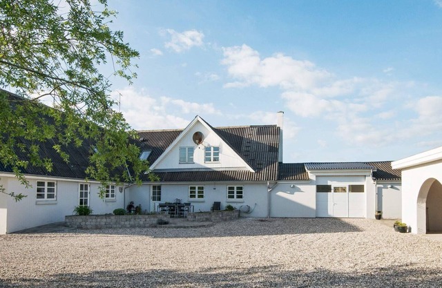 4 esrellas case en Ørsted