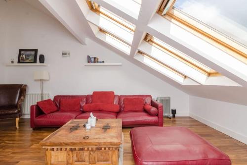 4 stars Rating Tourist board certified Spacious penthouse Apartment
