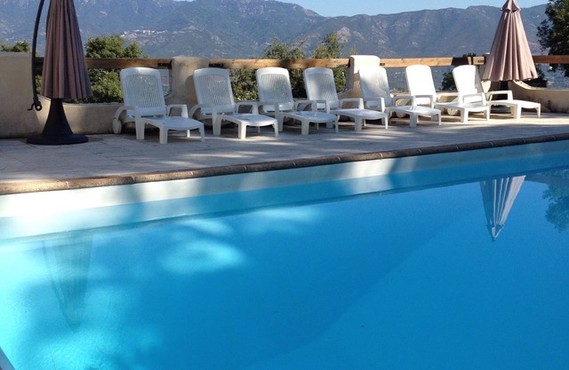 VILLA DE 4 **** DESDE 2000 EUROS A 5000 EUROS LA SEMANA +