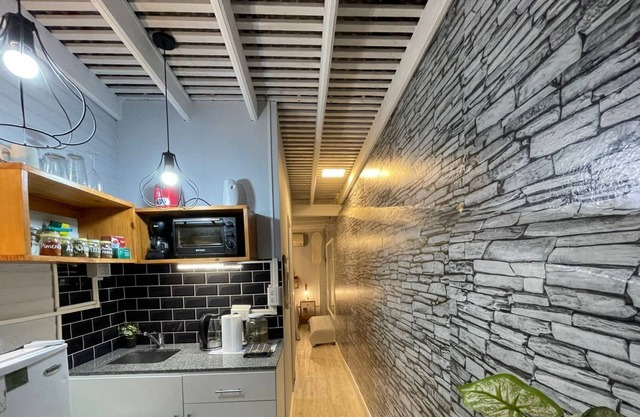 A 40 min del Aerop/moderno apt en Banfield!