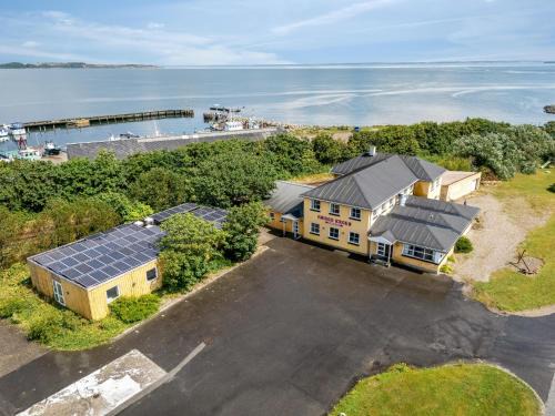 40-Person Holiday Home, With Large Pool Area And Panoramic Views Of The Limfjord