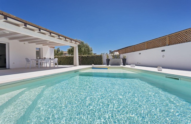 400 MT BEACH VILLA "CLAUDIA" with PRIVATE POOL