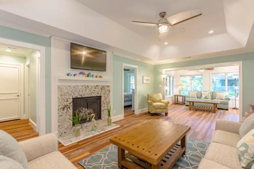 4170 Night Heron Cottage by Akers Ellis Rentals