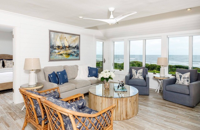 ¡NUEVO LISTADO! 4304 azotadas por el viento: $ 250 para equipo de playa / crédito para bicicletas, frente al mar, 2 cubiertas