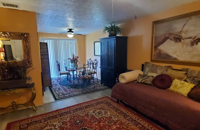 4492 Extended Stay & Vacation Rental near Tyndall AFB