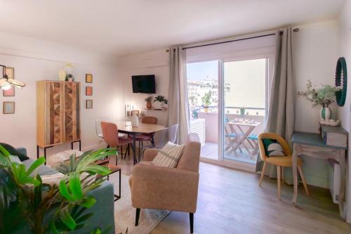 #46 Terrace AC 4mins walk Sea Tram T2 Airport Port