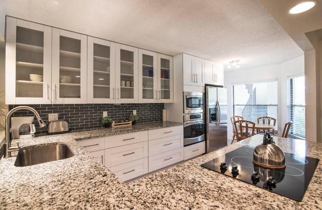 4601 W 46th Street court
