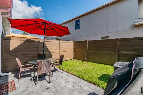 4795 - 3BD/2.5BA *Great Location*