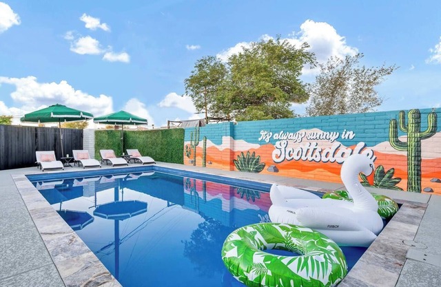 4BD Heated Pool, Hot Tub, Putting Green
