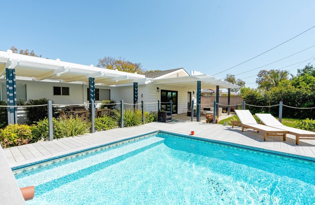 4BD - Pool - Backyard Retreat