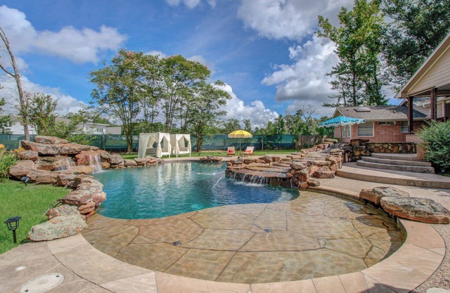 4BD - Pool & Movie Theater - Lake Conroe Nearby