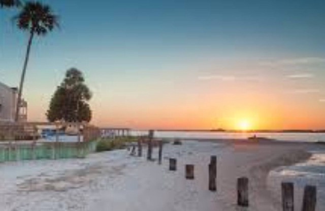 4Bed/3Bath Presidential Unit. Edisto Beach, SC!