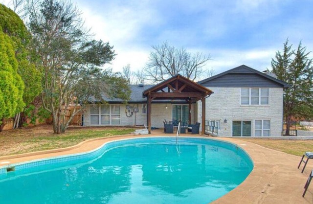 4Bed Remodeled Luxe Pool House