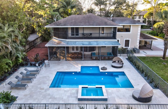 Casa 4BR 2BA con piscina climatizada y bañera de hidromasaje