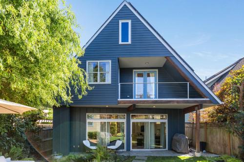 4BR 4BA The Gardens at Queen Anne